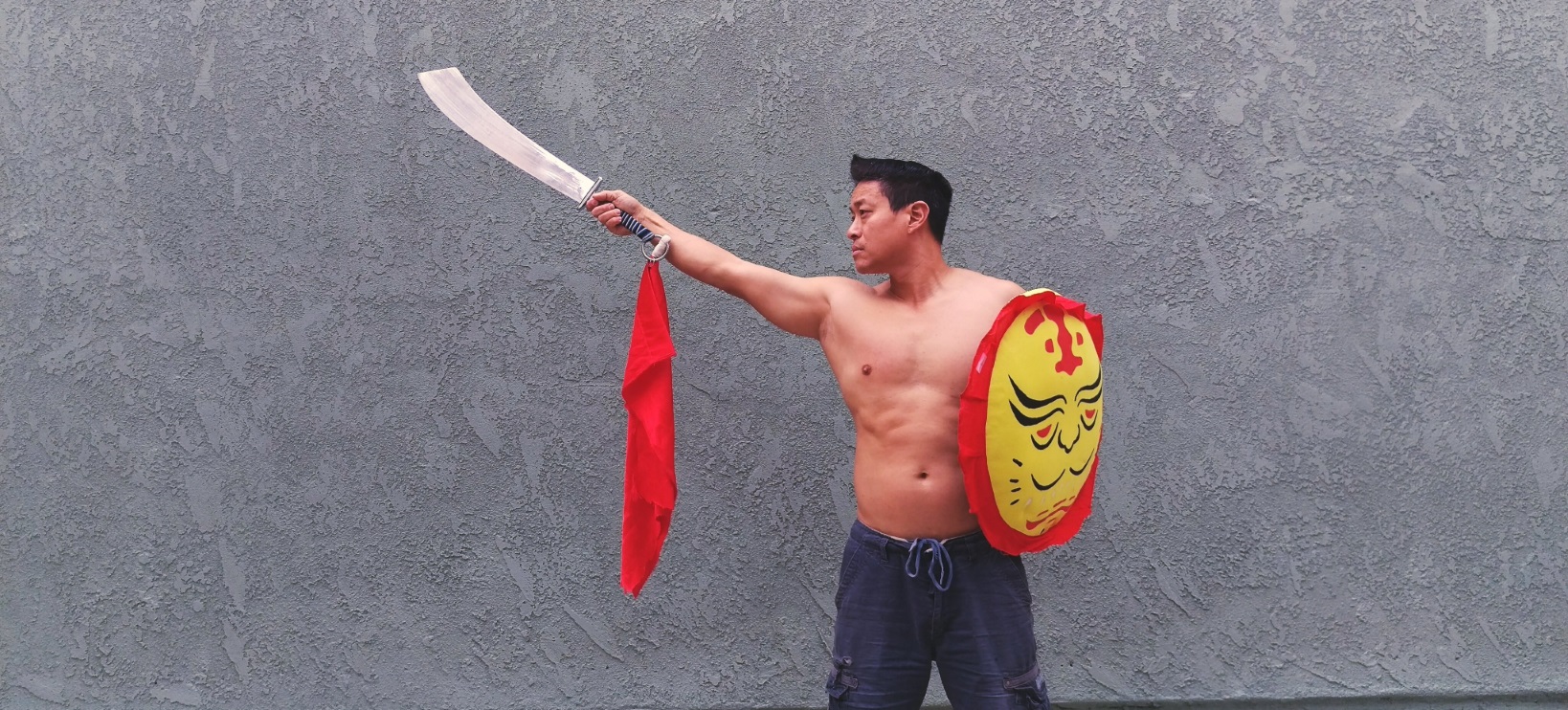 Sifu Paul does personal training, too.